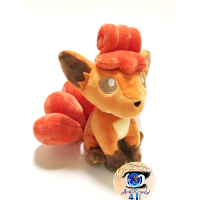 Officiële Pokemon  knuffel Vulpix San-ei +/- 16cm